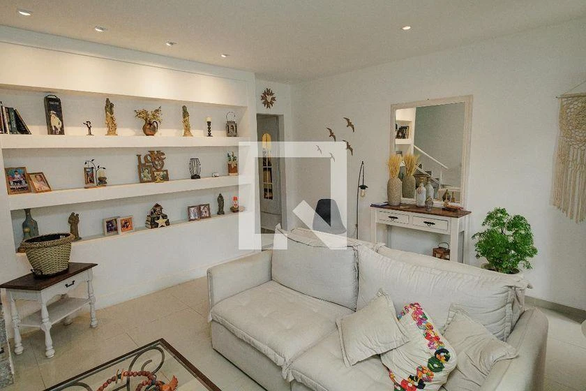 Furnished house with 3 bedrooms and 180 m² — photo 17
