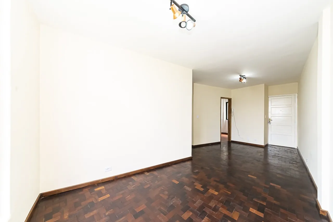 65 m² apartment with 2 bedrooms and separate kitchen — photo 18