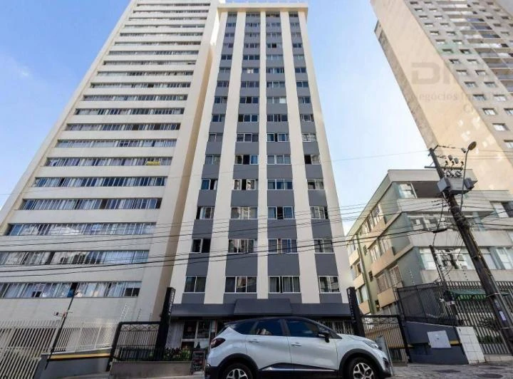 Furnished 1-bedroom apartment with en-suite bathroom and 37 m² — photo 2