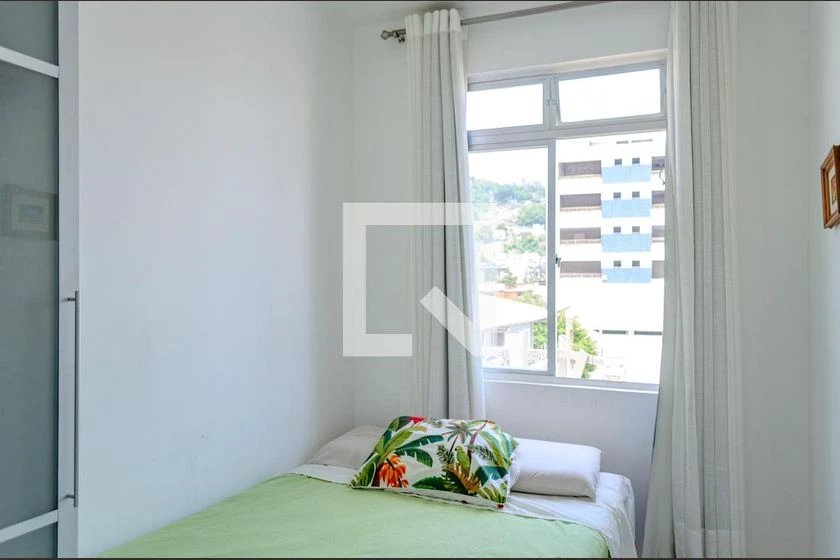 Apartamento amueblado de 2 dormitorios con mascotas y plaza — photo 5