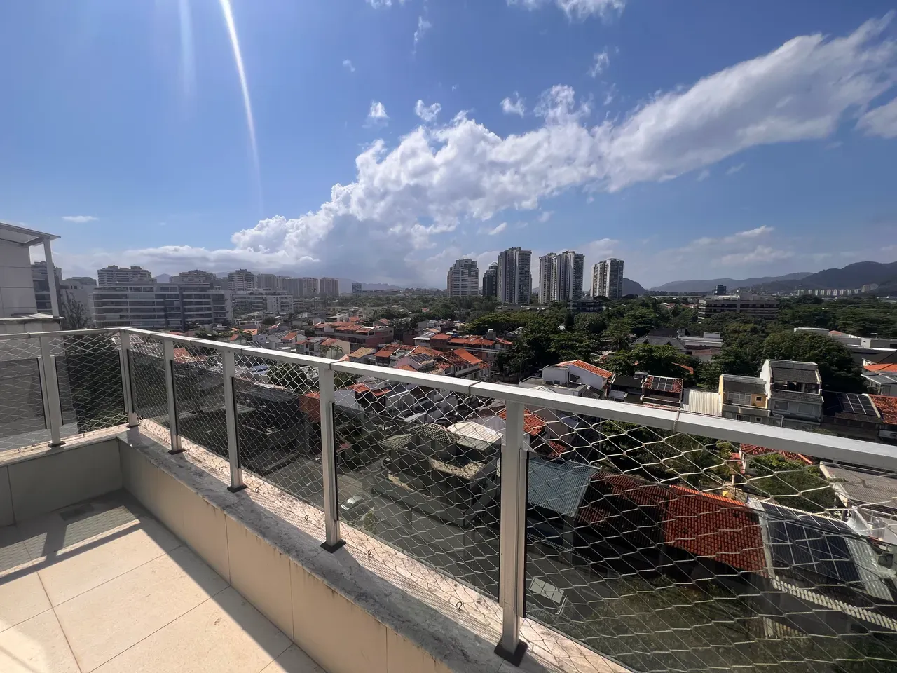 4-bedroom apartment with floor-to-ceiling windows — photo 10