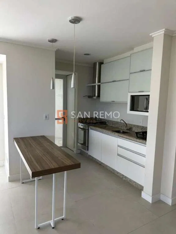 Furnished 2-bedroom apartment with glassed balcony — photo 2