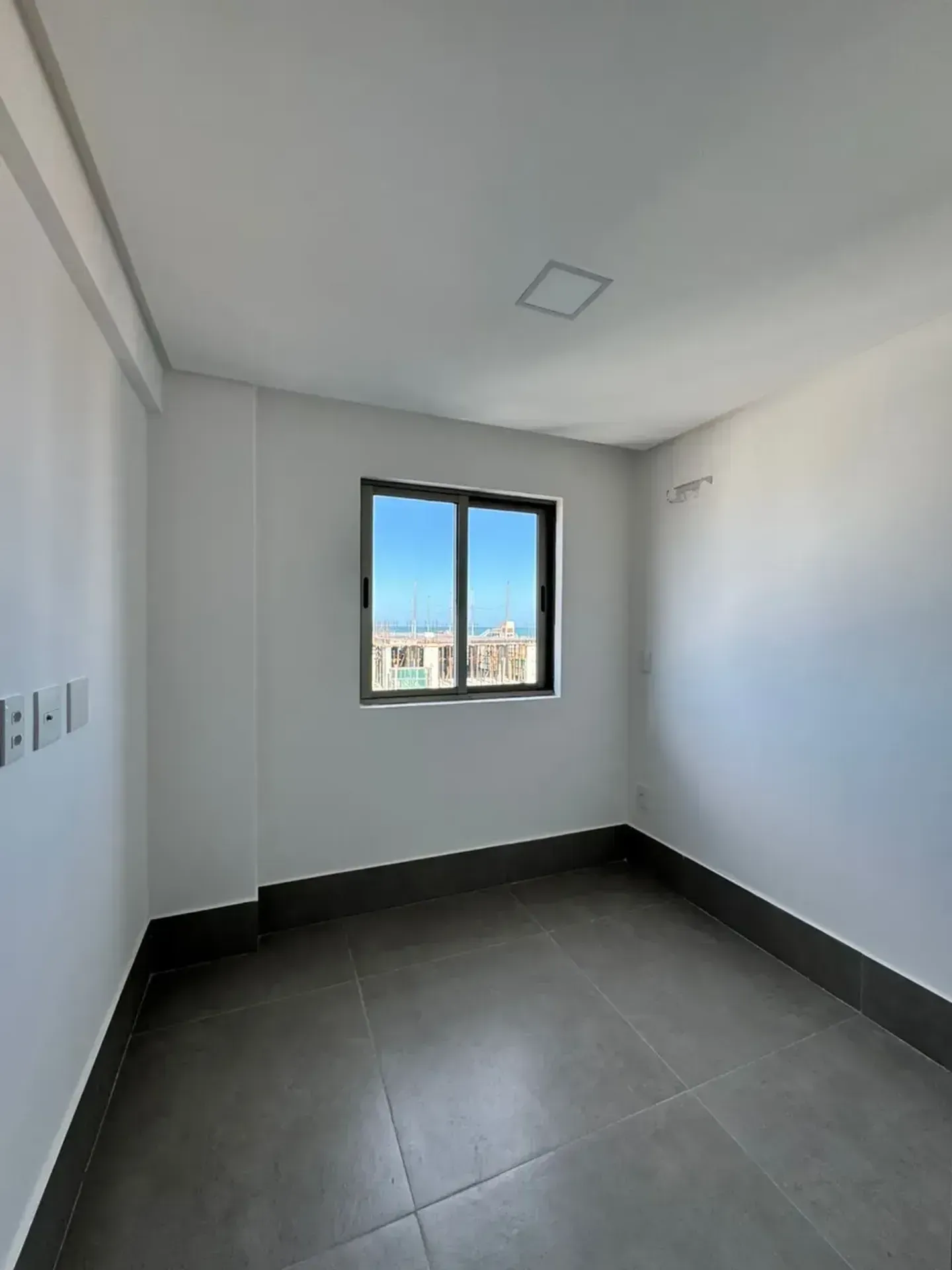 Квартира з 2 спальнями, 55 м² і паркомісцем на 7 поверсі — photo 4