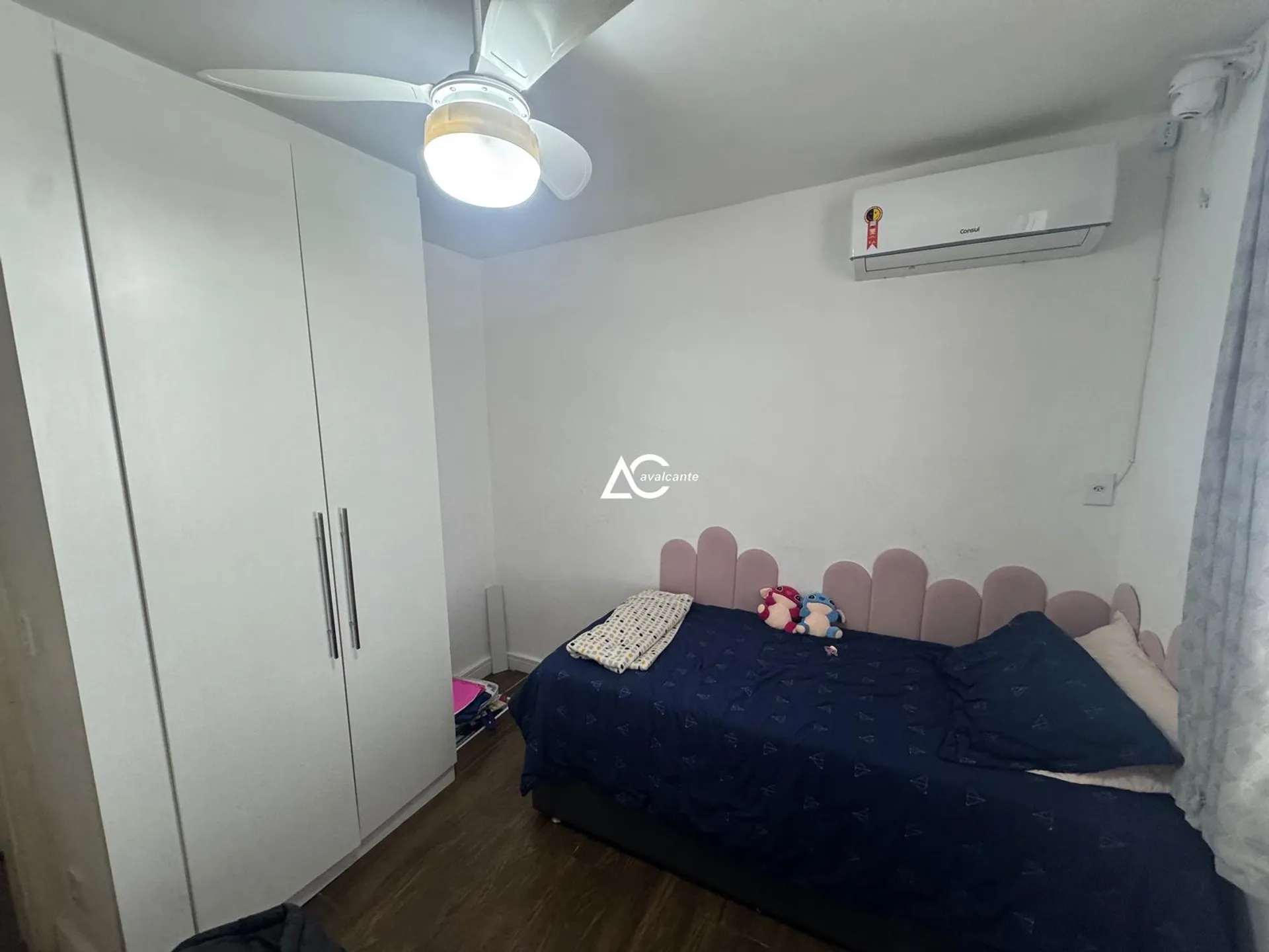 Washing machine in a 3-bedroom house, 360 m² — photo 16