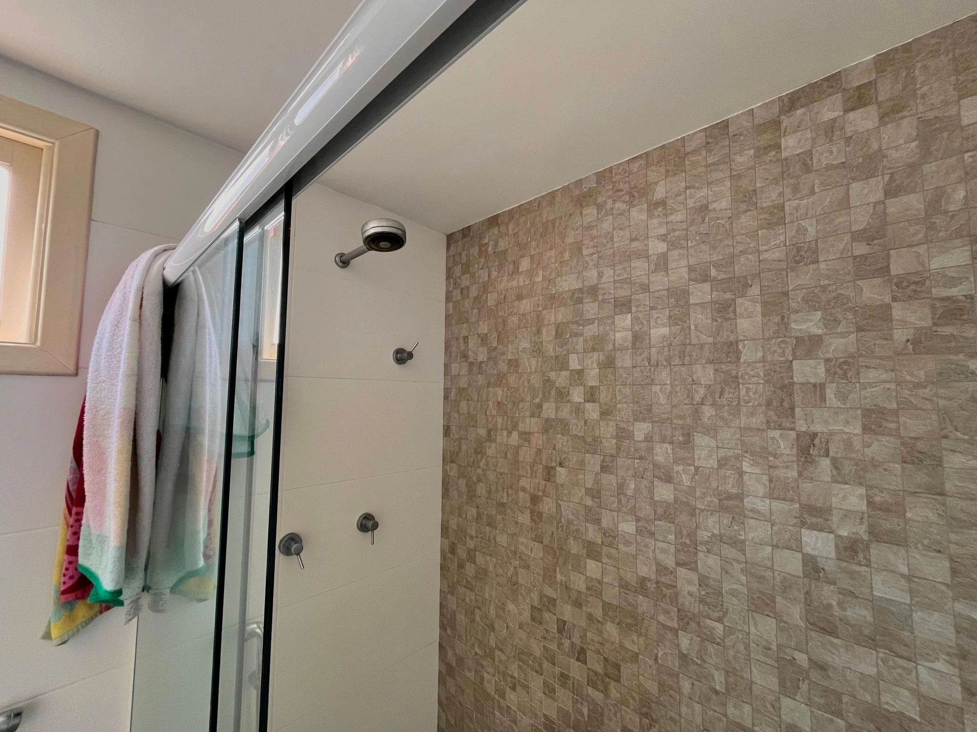 Ванна та 4 спальні: будинок 350 м² — photo 54
