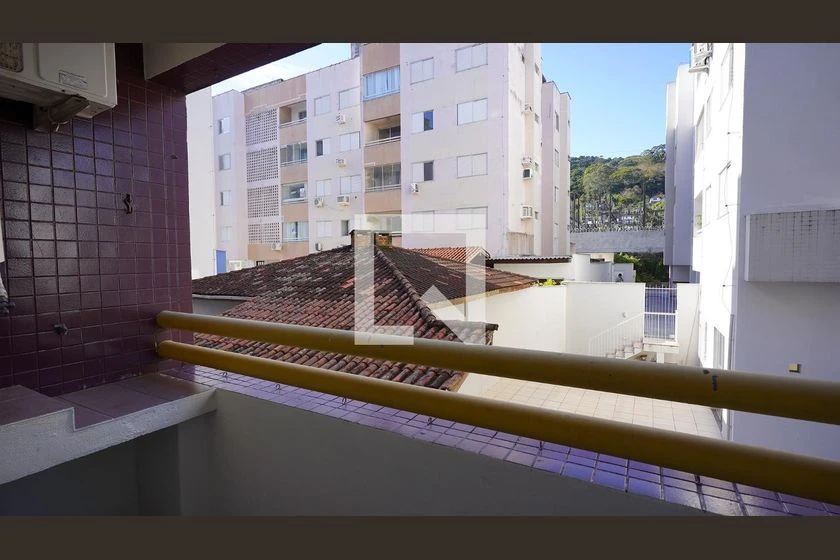 Rental apartment with 3 bedrooms and a balcony — photo 4