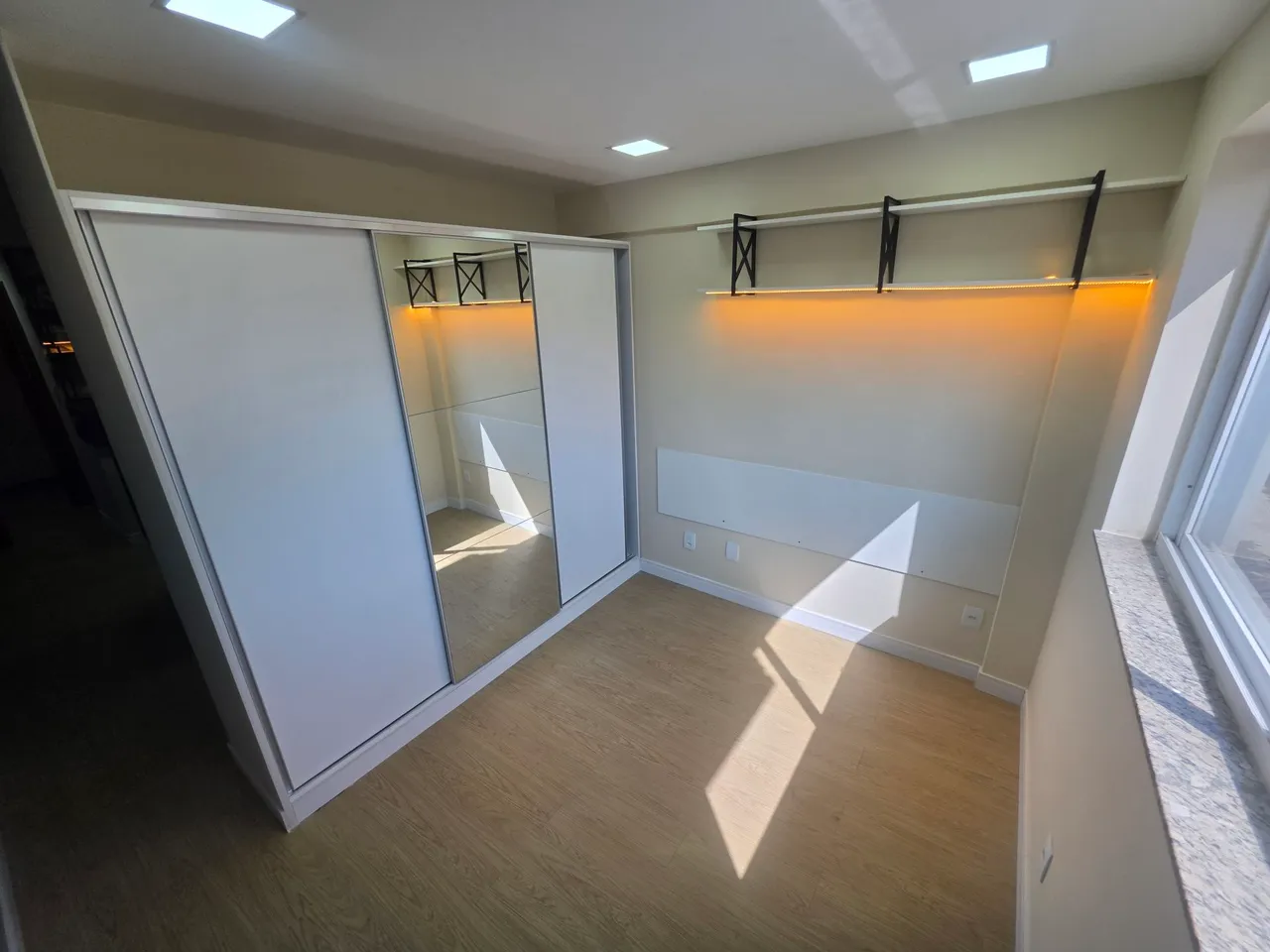 Apartment, 30 m², with wood or laminate floors — photo 5