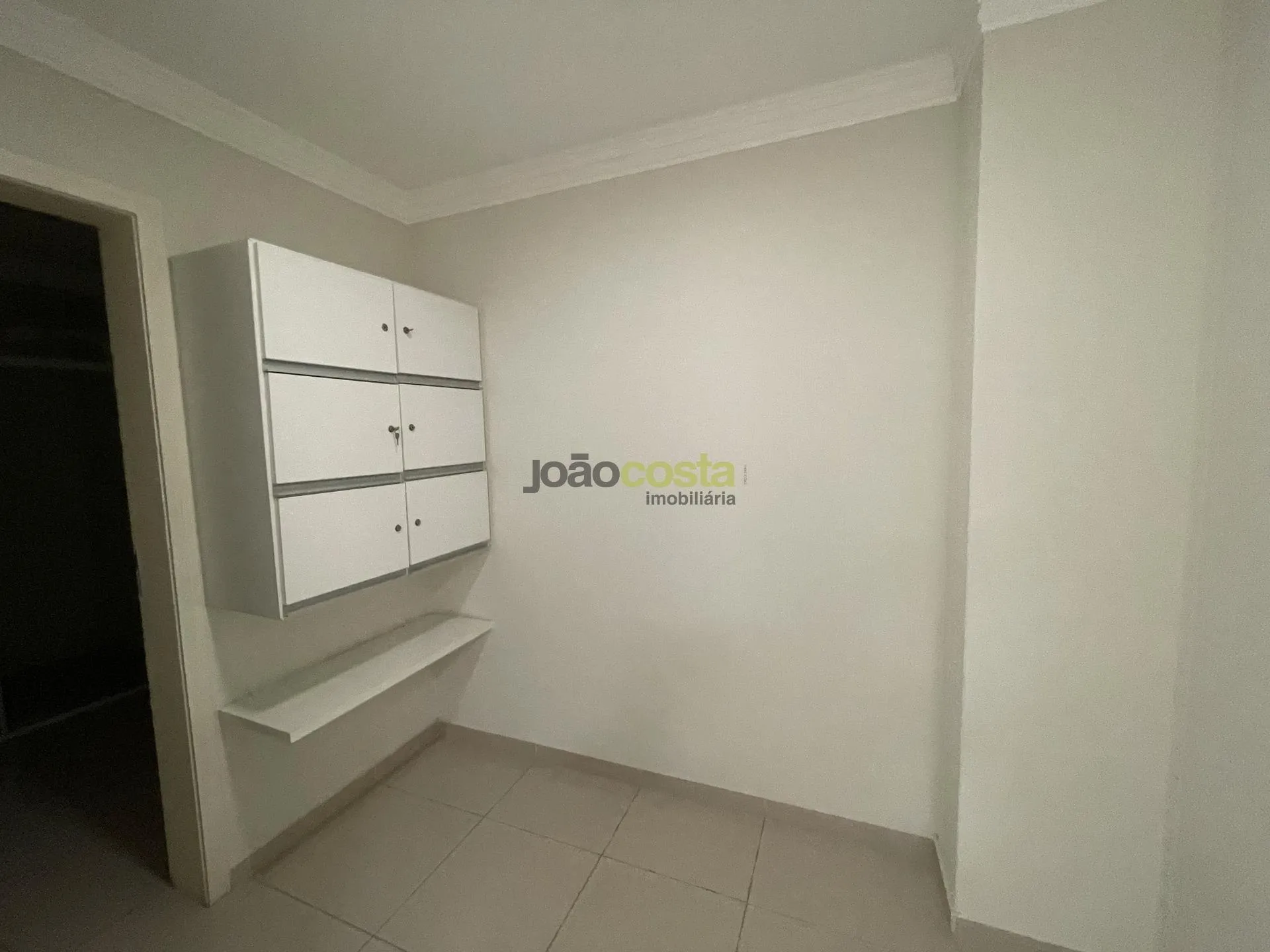 Furnished penthouse with 2 en-suite bedrooms and 210 m² — photo 77