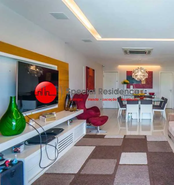 Furnished duplex-style cover with 4 bedrooms and 4 baths — photo 19