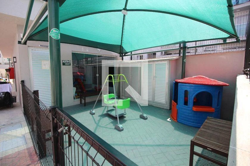 Furnished apartment with a balcony and 2 bedrooms — photo 32