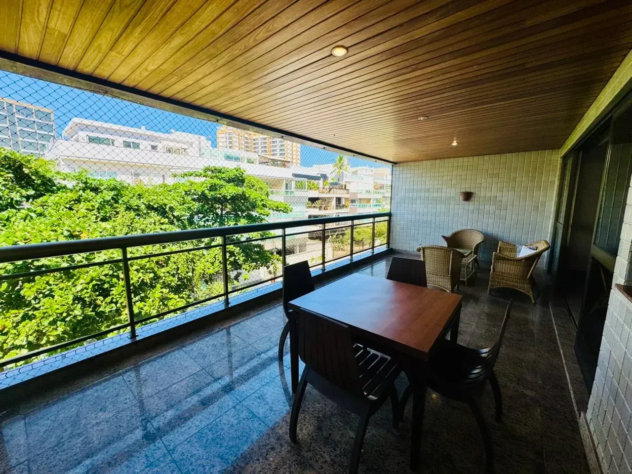 Apartamento mobiliado com 3 quartos e 3 banheiros — photo 12