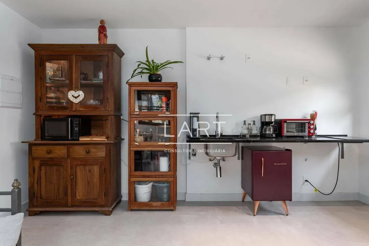 Furnished 1-bedroom apartment with a balcony — photo 3