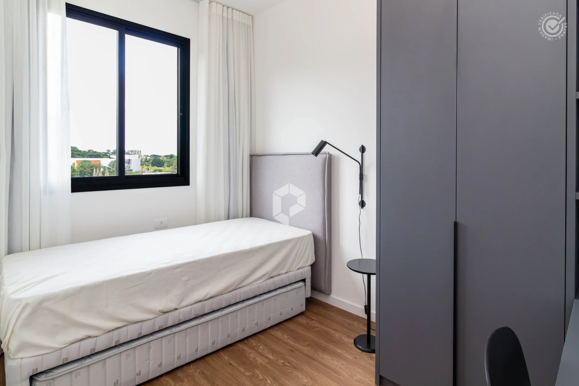 Home office in a 2-bedroom apartment, 48 m² — photo 7