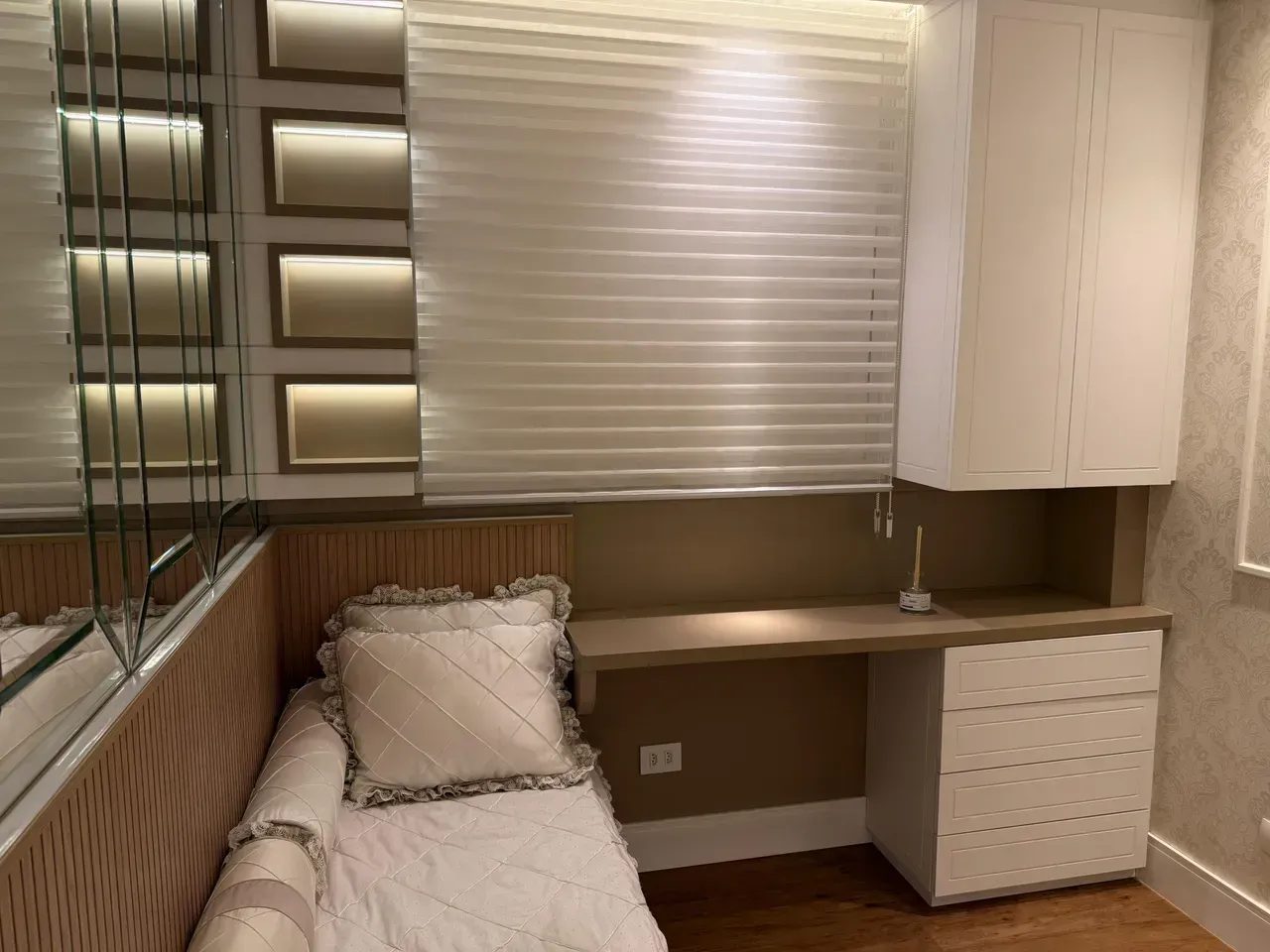 Furnished 77 m² apartment with 2 bedrooms and 2 parking — photo 18