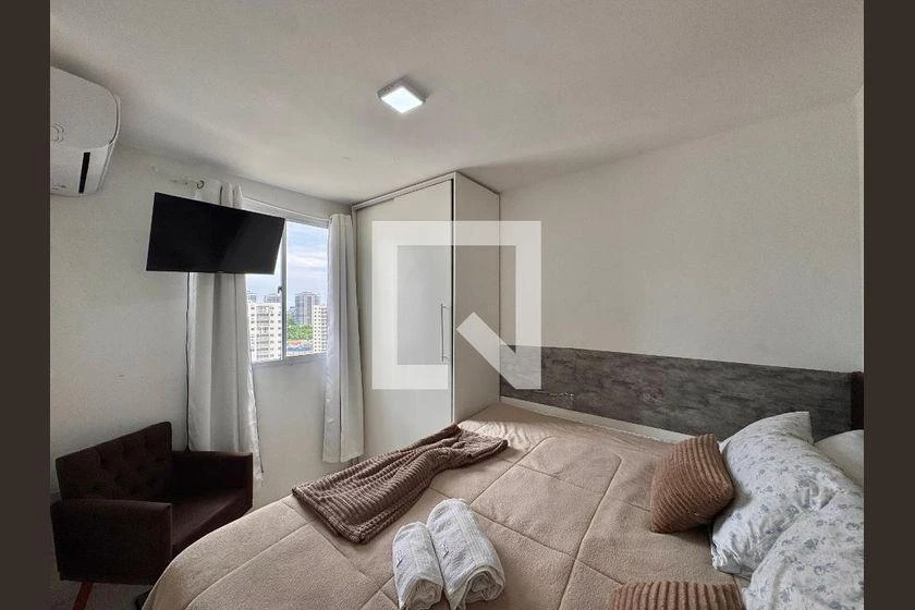 Furnished apartment, 56 m², with a home office — photo 26