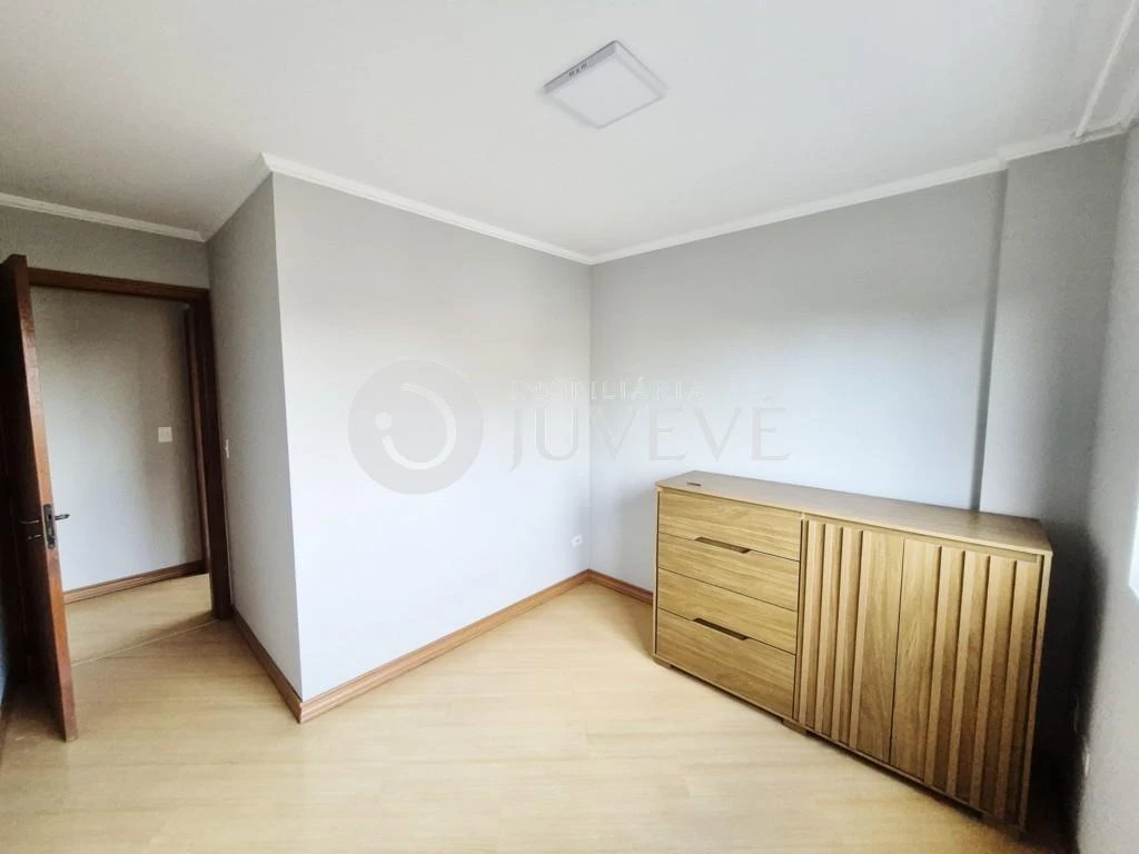 Furnished 3-bedroom apartment with enclosed balcony grill — photo 20