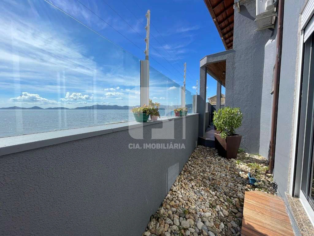 Casa de 4 dormitorios con jardín privado y 500 m² — photo 2