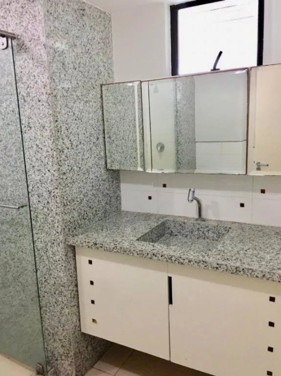 Квартира на 4-му поверсі із заскленим балконом — photo 22