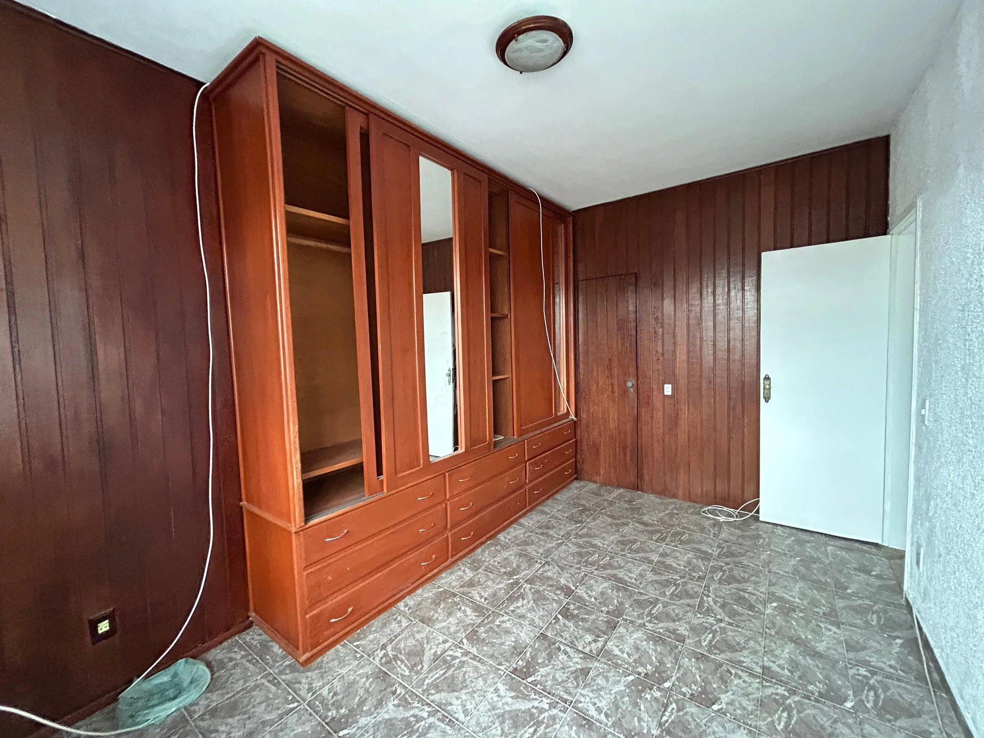 2-bedroom apartment, 1 with its own bathroom, 77 m² — photo 20