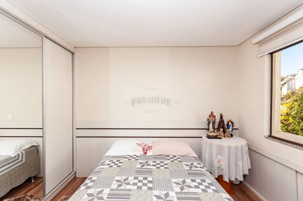 Furnished house with 4 bedrooms across 1167 m² and 8 spots — photo 70