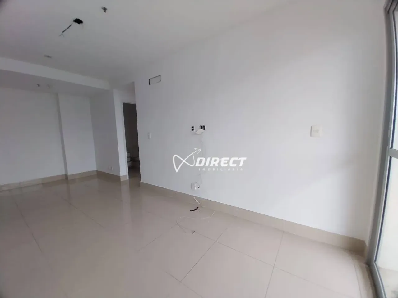2-bedroom apartment with balcony and enclosed kitchen — photo 10