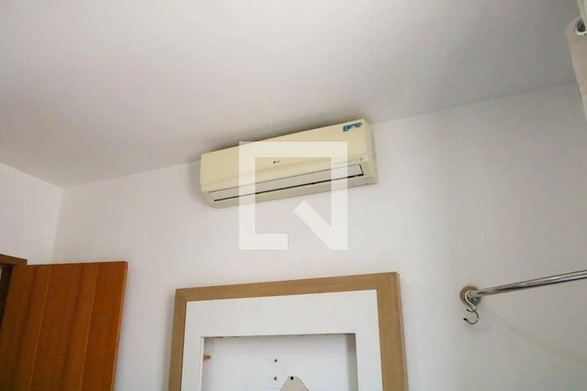 Furnished 2-bedroom apartment with 76 m² and open kitchen — photo 18
