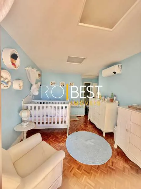 Apartment with open kitchen and gas stove — photo 24
