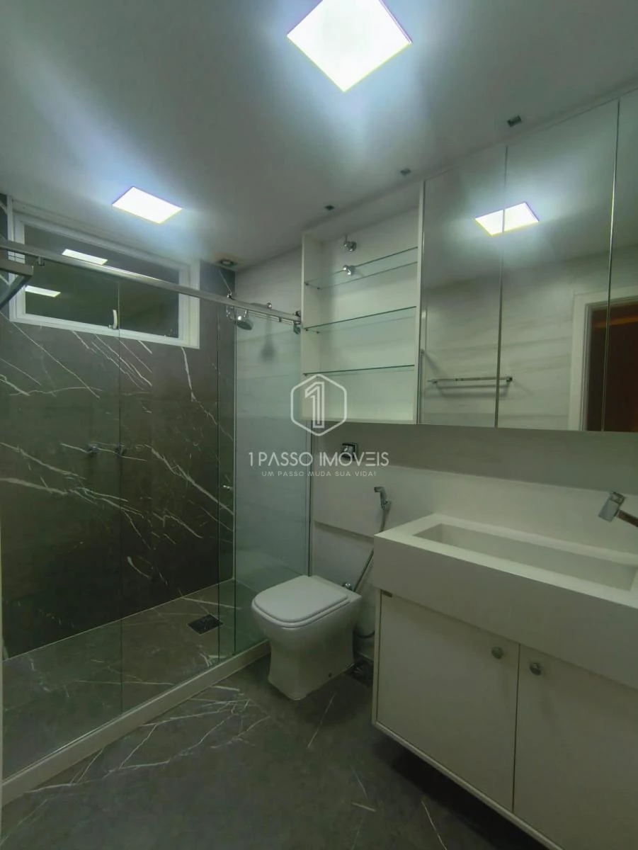 4-bedroom apartment with a water view in Rio de Janeiro — photo 5