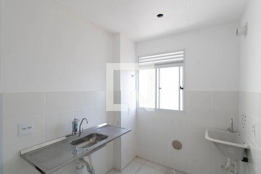 Apartamento de 2 quartos em condomínio com academia — photo 17