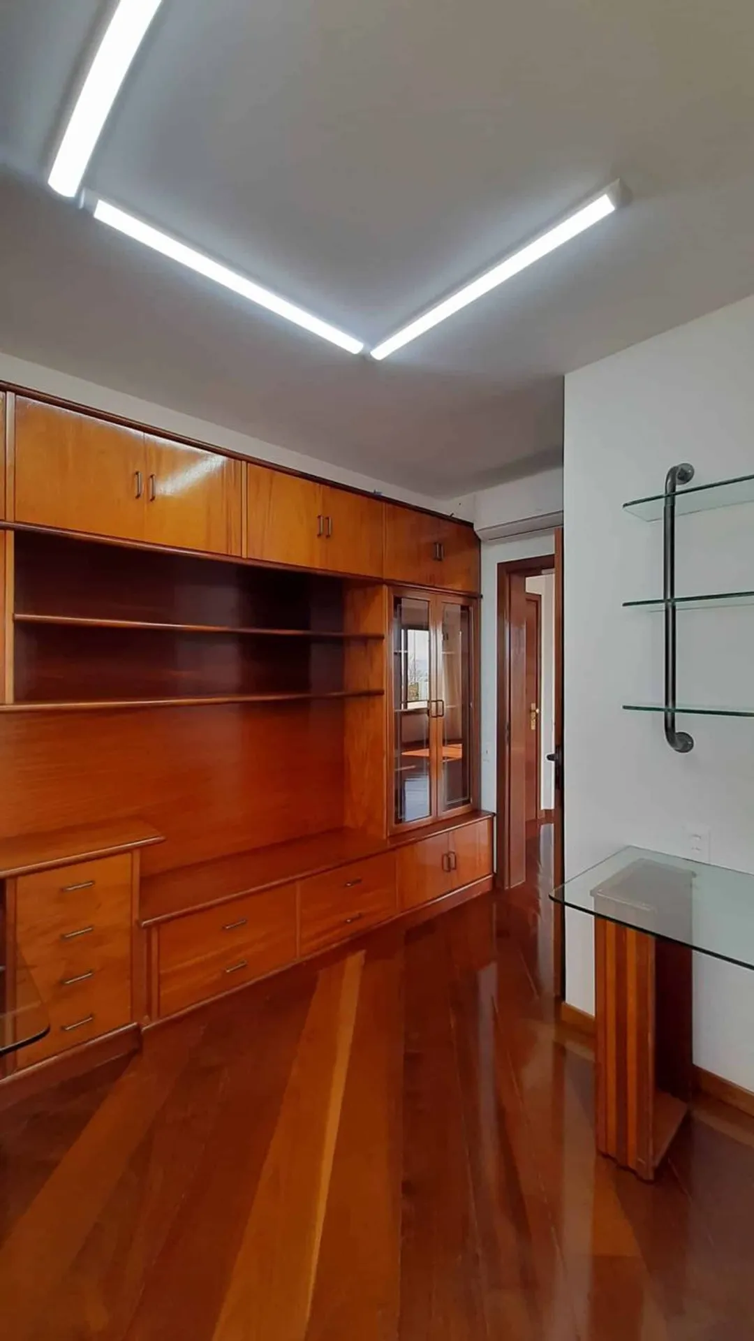 283 m² apartment with 4 bedrooms and 2 en-suites — photo 13