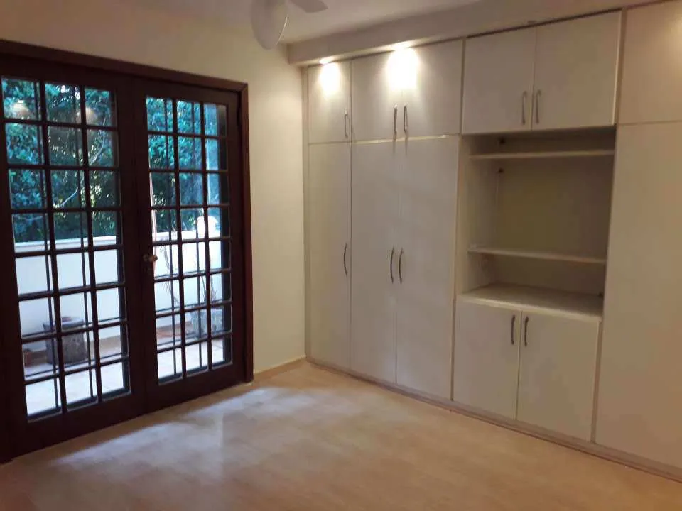 Condo house with 3 bedrooms, 5 bathrooms and 3 parking spots — photo 32