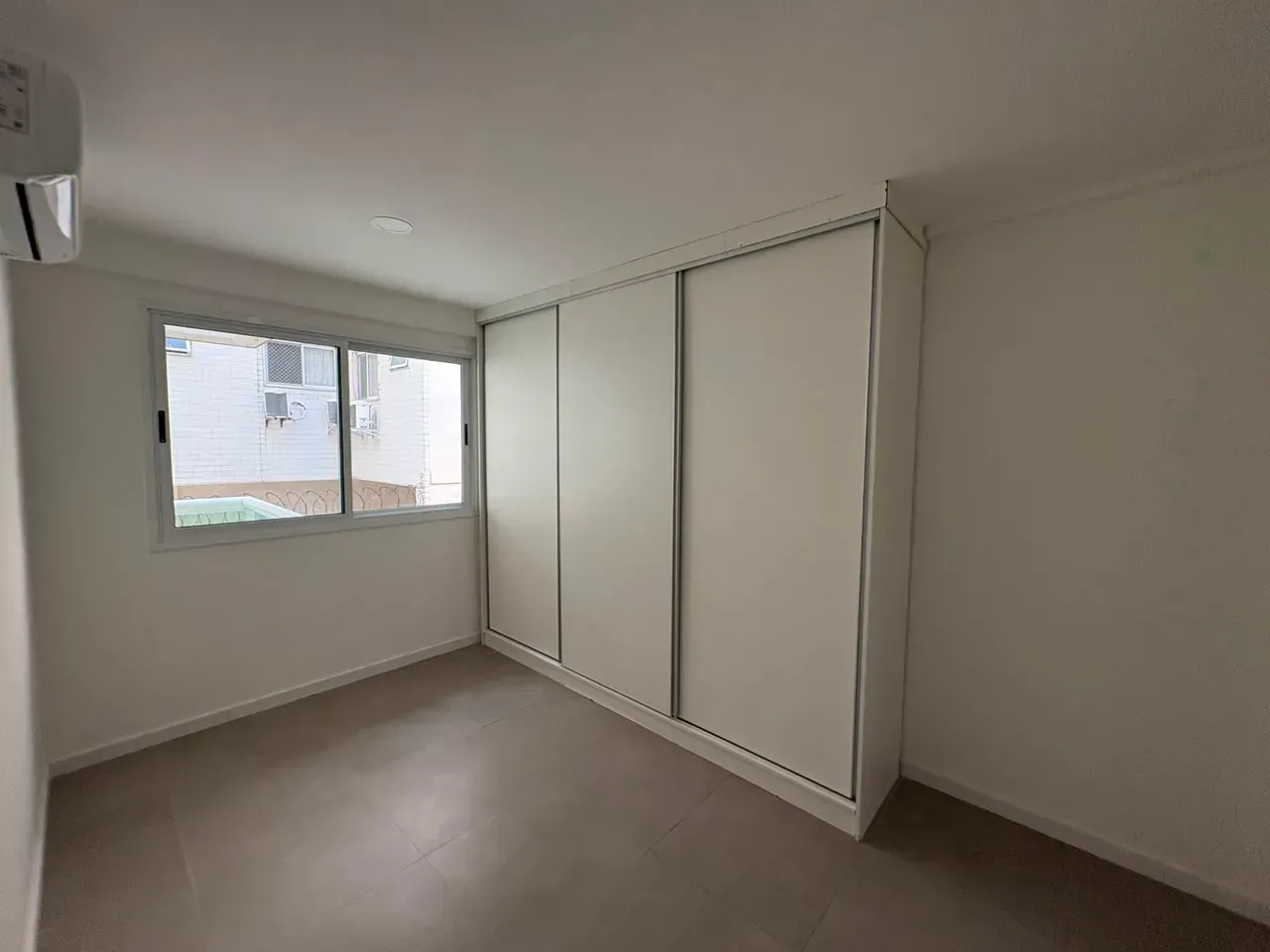 Apartamento sem mobília com 3 quartos e 2 banheiros — photo 6