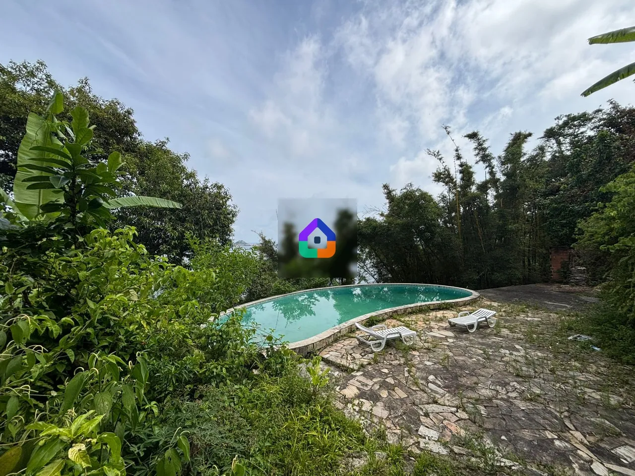 Casa sem mobília com 5 quartos e 5 banheiros — photo 14