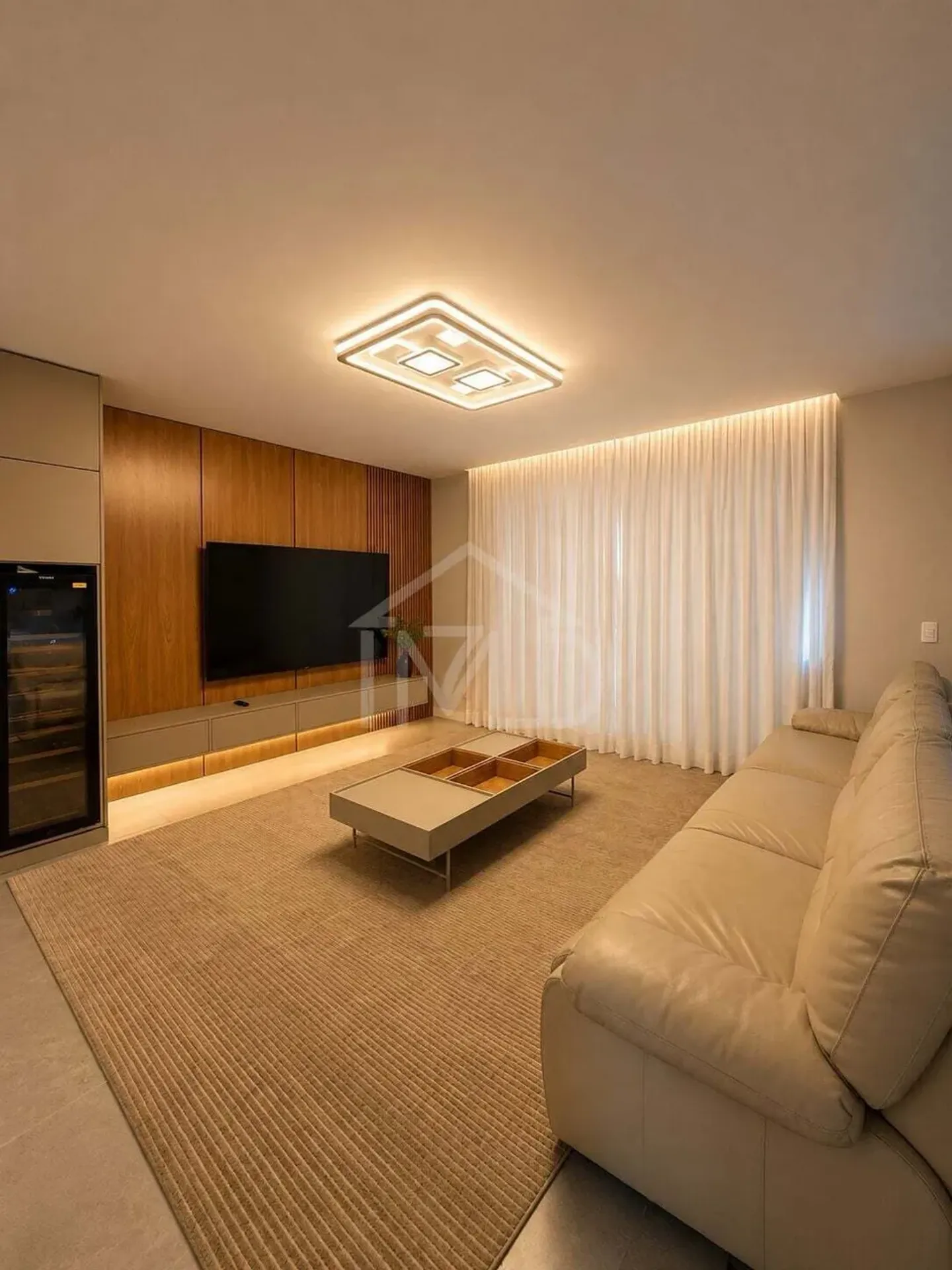 Casa mobiliada com 4 suítes e piscina, 420 m² — photo 6