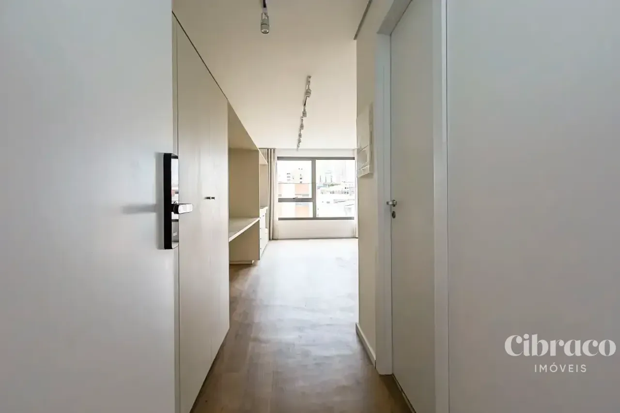 Unfurnished studio with 1 bedroom and 1 bathroom — photo 16