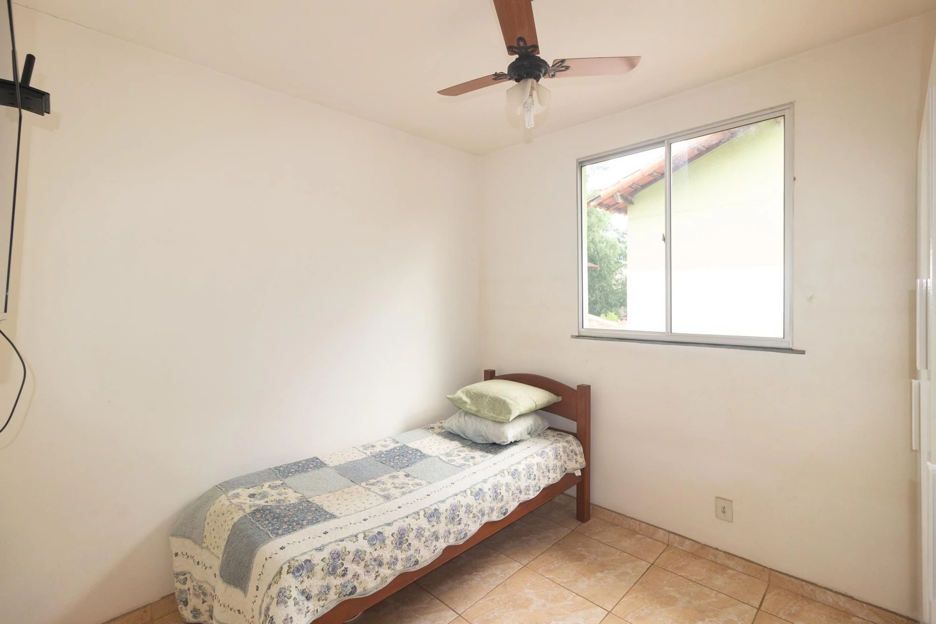 Furnished house with 2 bedrooms and 1 bathroom — photo 6
