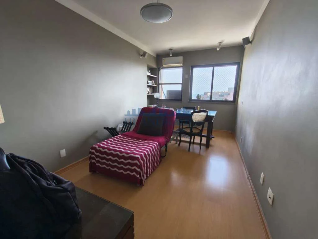 152 m² apartment with 4 bedrooms and enclosed balcony — photo 11