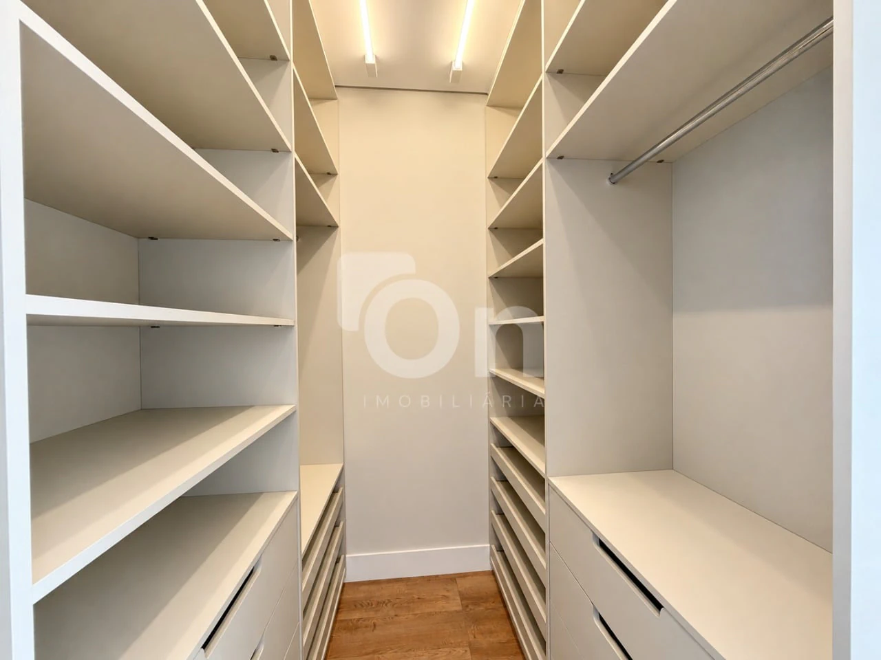 Ванна и 3 спальни: квартира 95 м² — photo 23