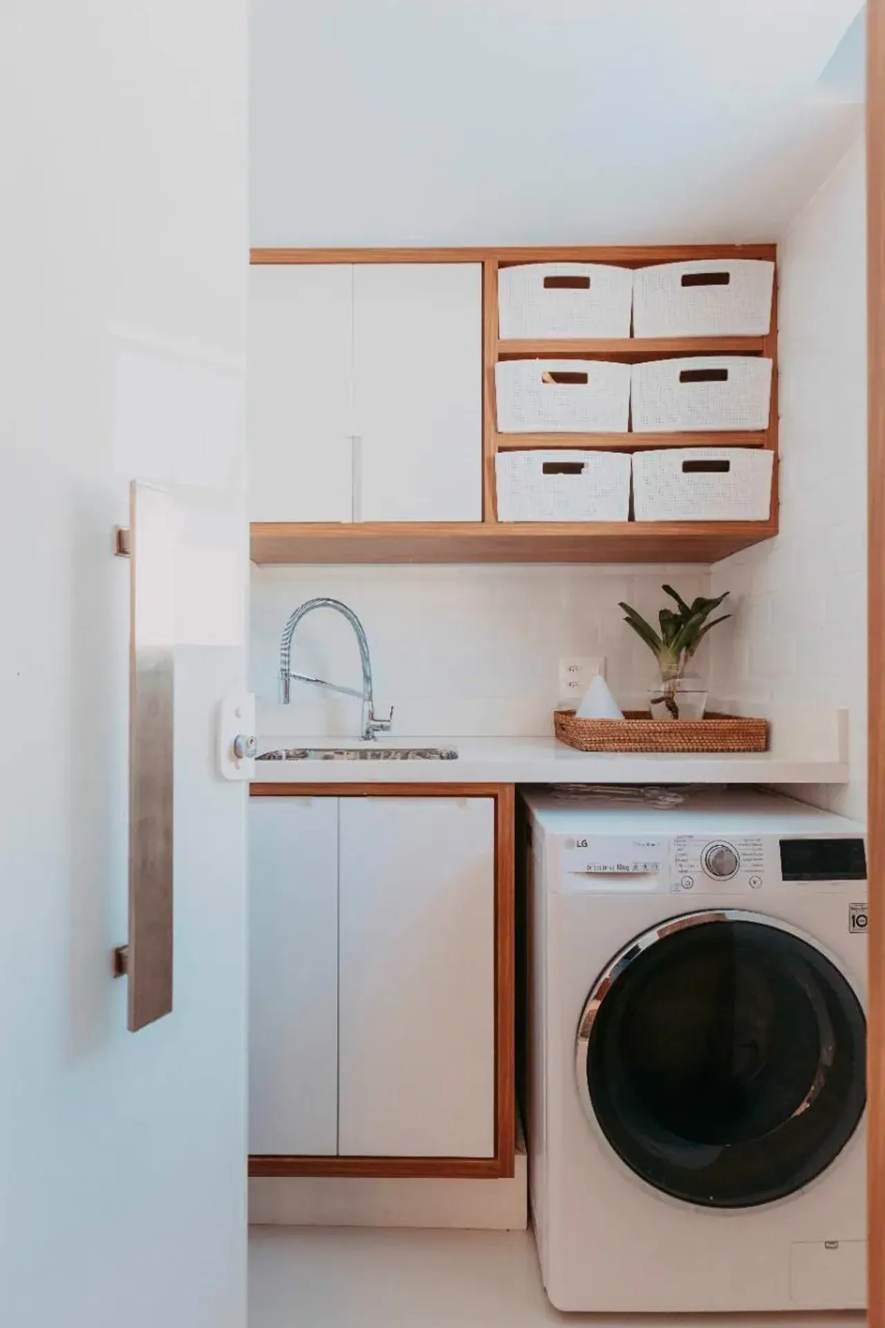 3-bedroom apartment in a building with a sauna — photo 38