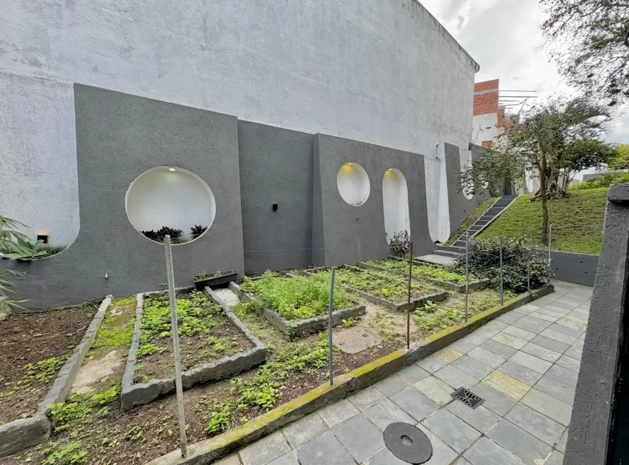 Casa com 5 quartos e 5 banheiros — photo 24