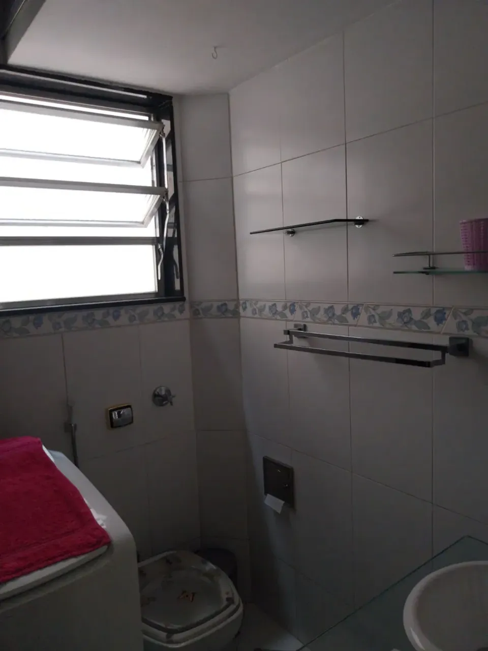Furnished 1-bedroom apartment with pets allowed — photo 11