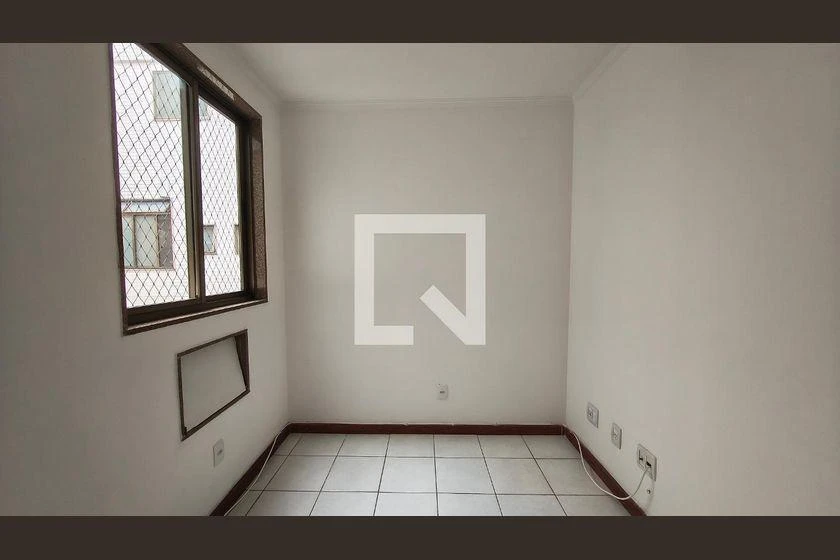 Квартира з 3 спальнями, у будинку є басейн — photo 25