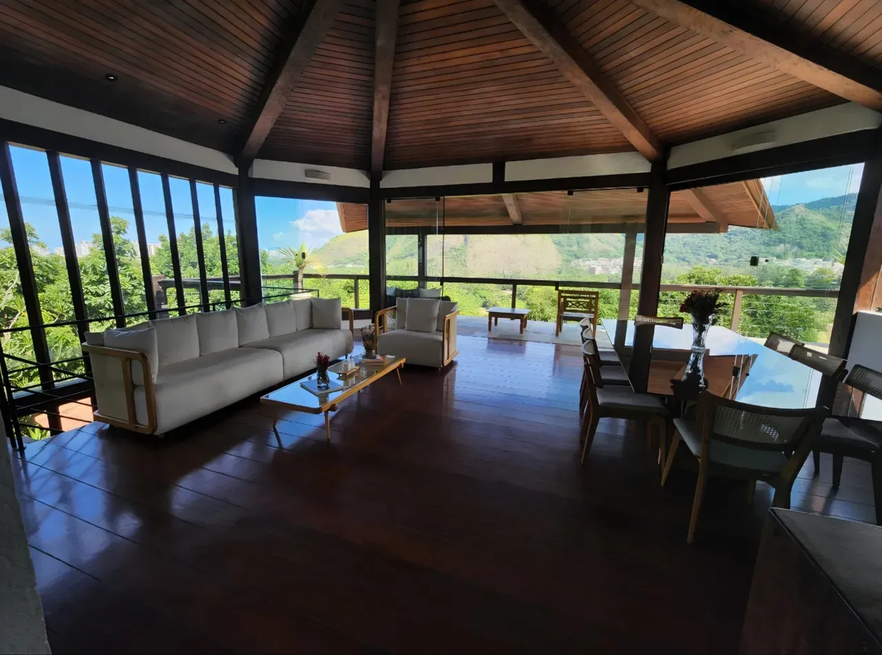 Unfurnished house with 5 bedrooms and 1000 m² — photo 3