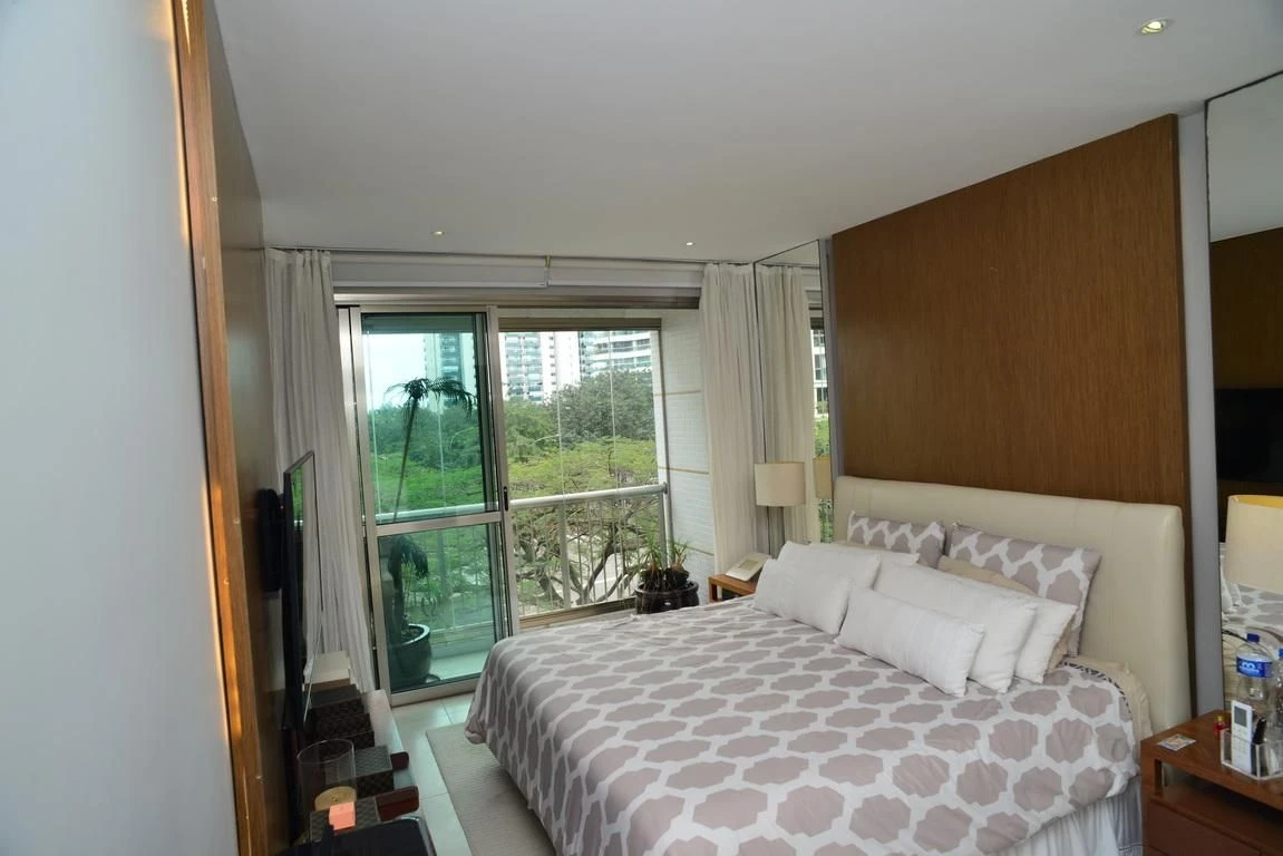 Furnished apartment with 4 en-suites and 5 bathrooms — photo 7