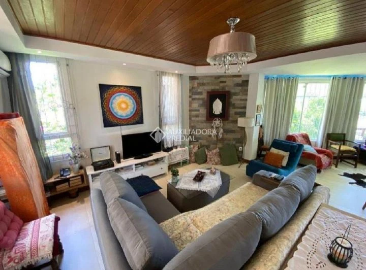 Casa en alquiler con 3 suites y 2 plazas de parking — photo 4