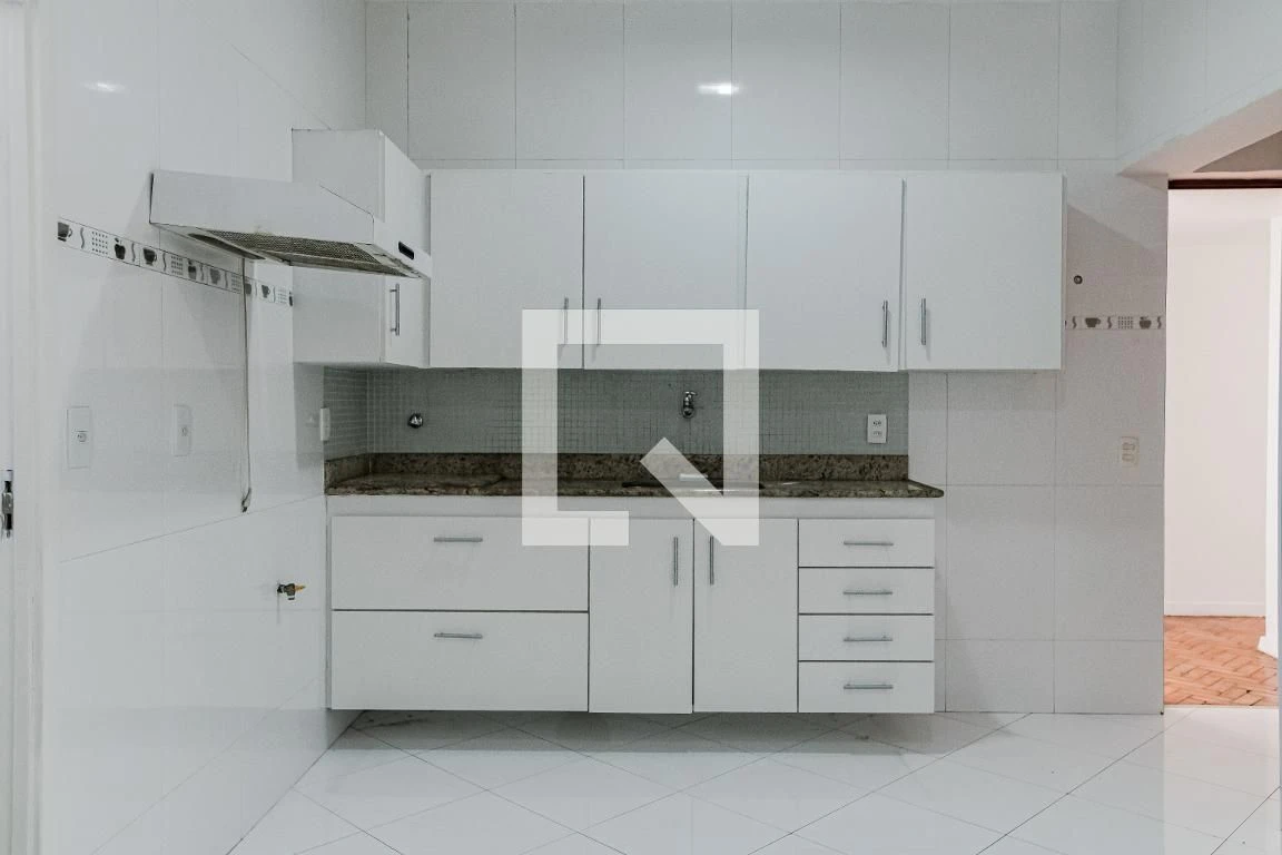 Apartment, 116 m², with wood or laminate floors — photo 33