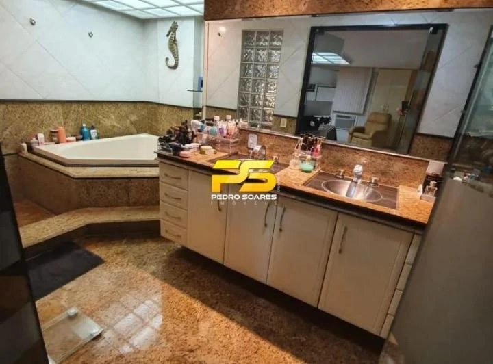 Duplex rooftop with 5 en-suite bedrooms and 311 m² — photo 4