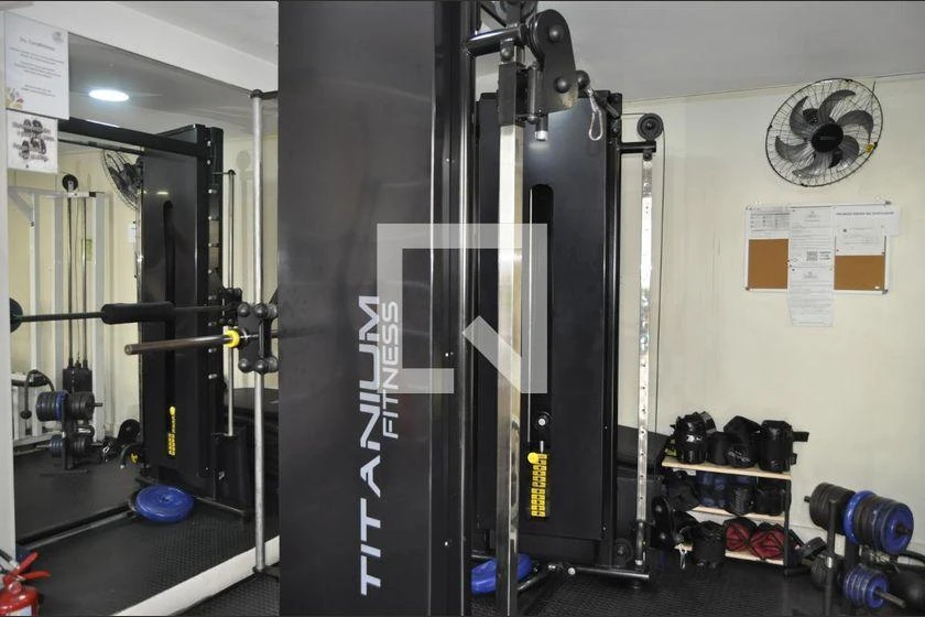 2-bedroom apartment in a building with a gym — photo 46