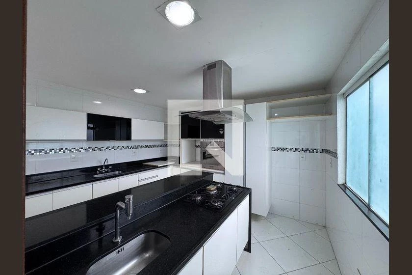 Квартира в оренду з 3 спальнями та 270 м² — photo 34