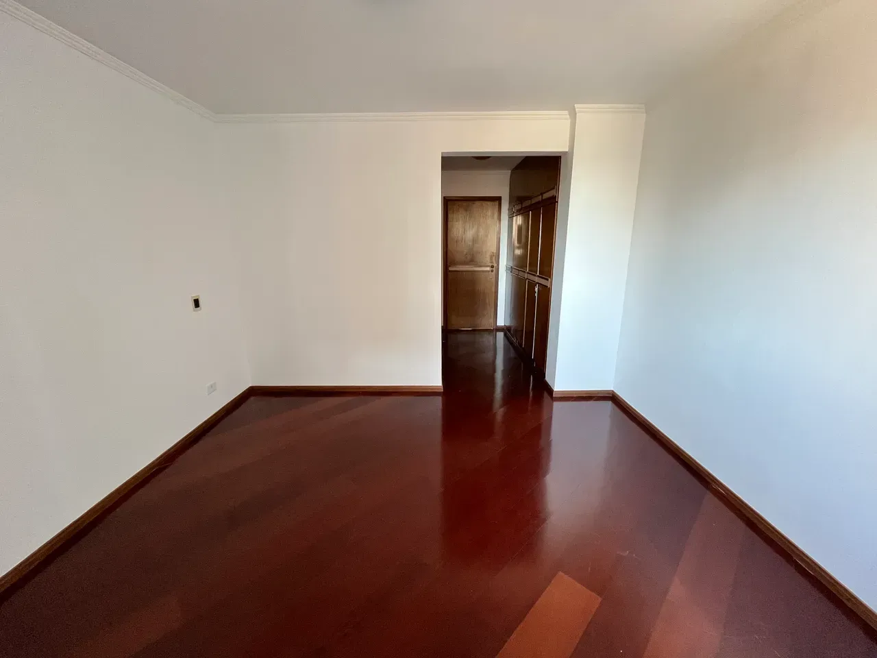 3-bedroom apartment with 3 bathrooms and 2 parking — photo 19